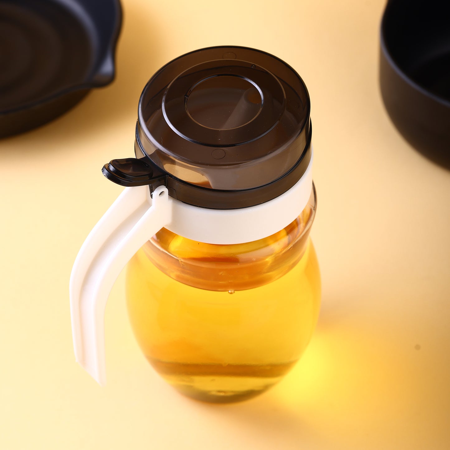 8127 Oil Dispenser Stainless Steel With Small Nozzle 650ml