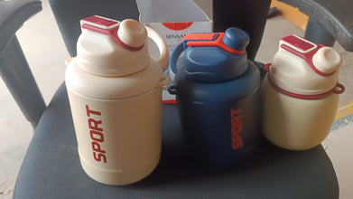 Sports Vacuum Bottle With Shoulder Strap 1 Pc Stylish Mix Design  Size